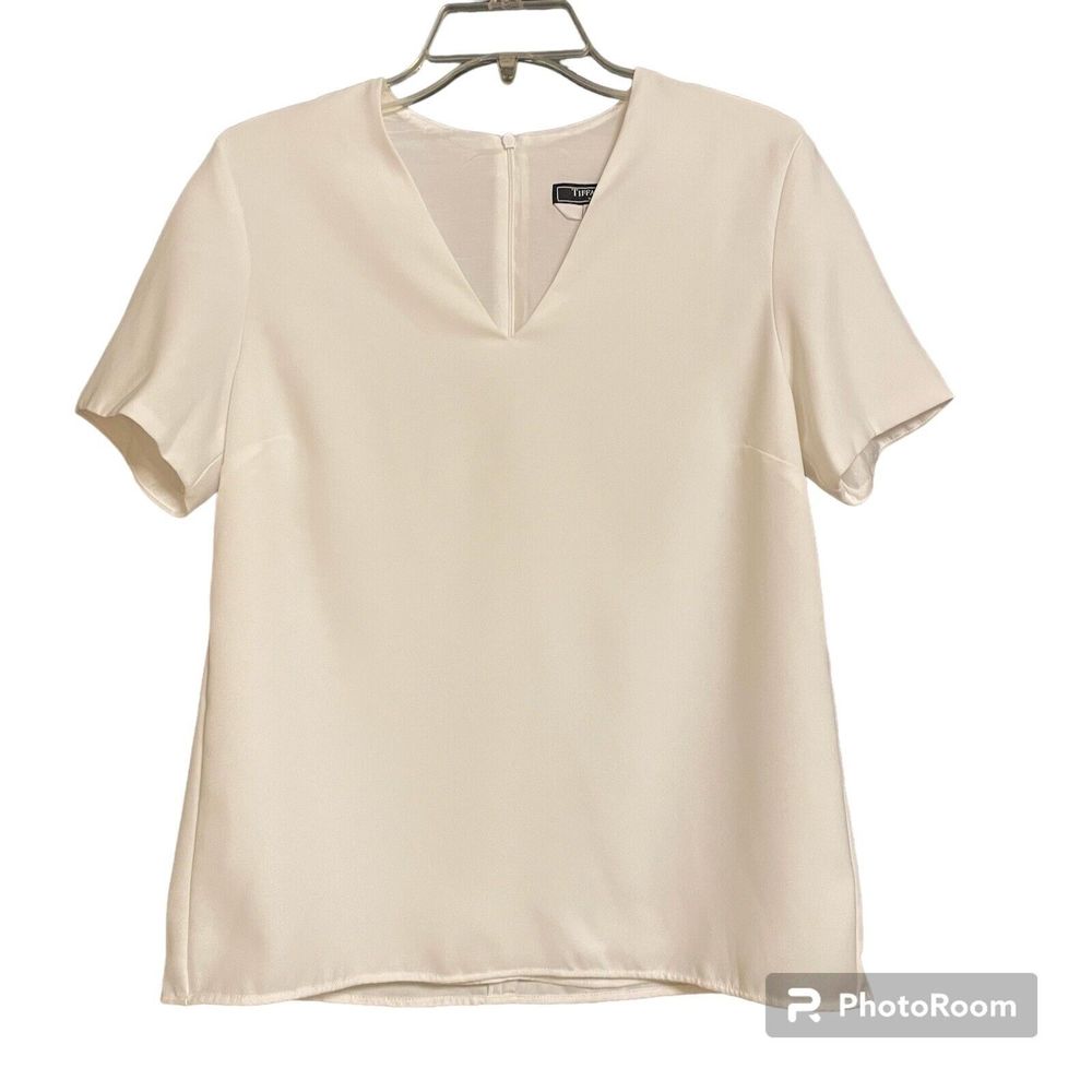 Tiffany & Co. Wardrobe Women’s V Neck Blouse Short Sleeve Lined White Size US 6